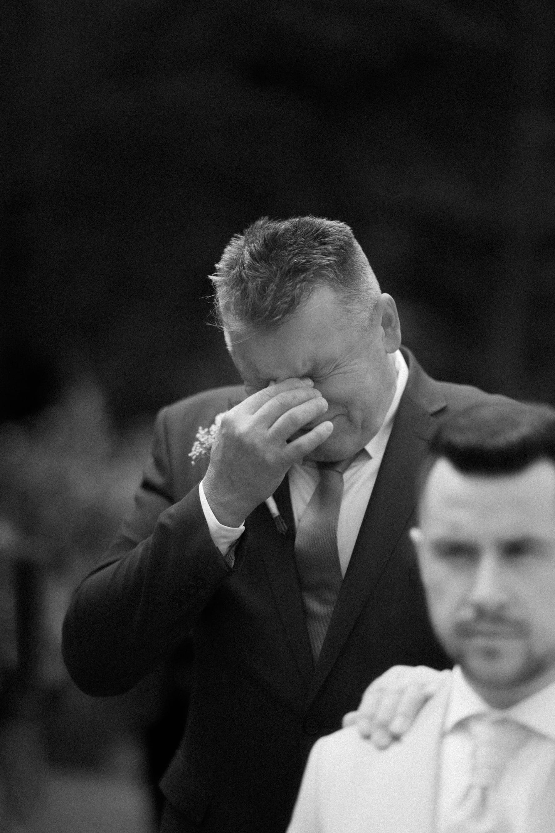 Dokumentárna fotografia zo svadobného dňa.