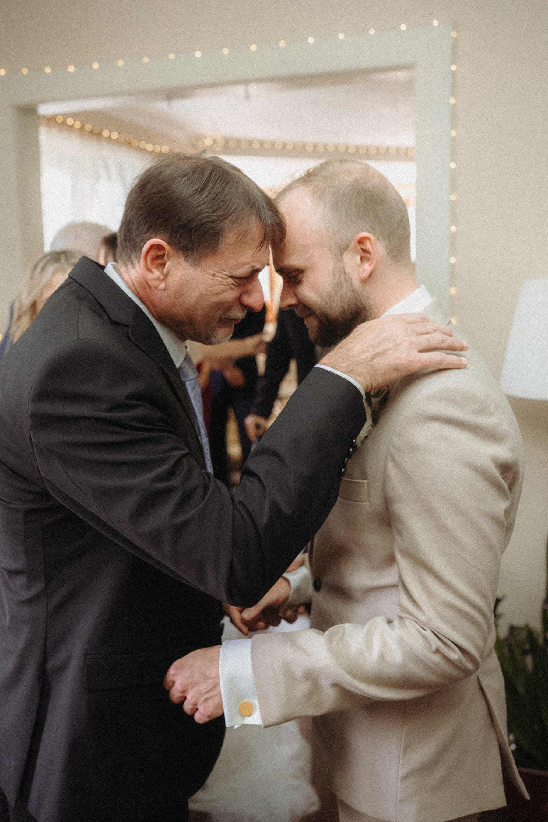 Dokumentárna fotografia zo svadobného dňa.